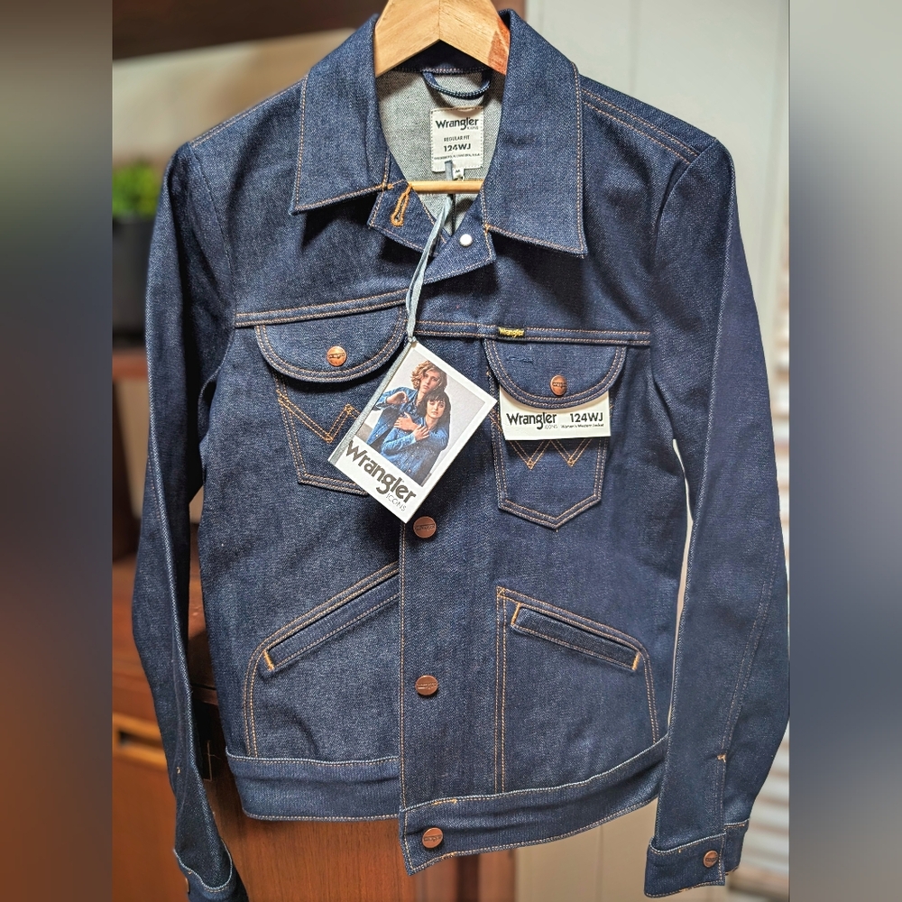 Women’s Wrangler icons 124WJ Western Denim Jacket sz M